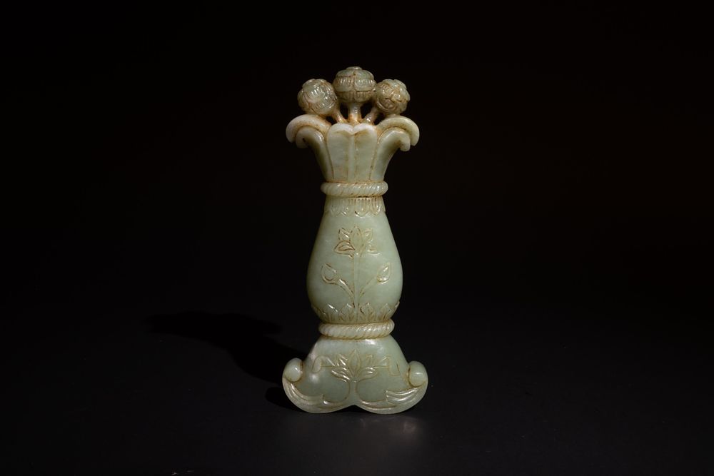Lot 312: An Indian Mughal Jade Handle Carved with Floral...