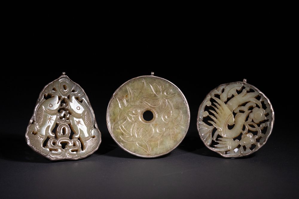 Lot 386: A Lot of Three Chinese Jade Pendants with...