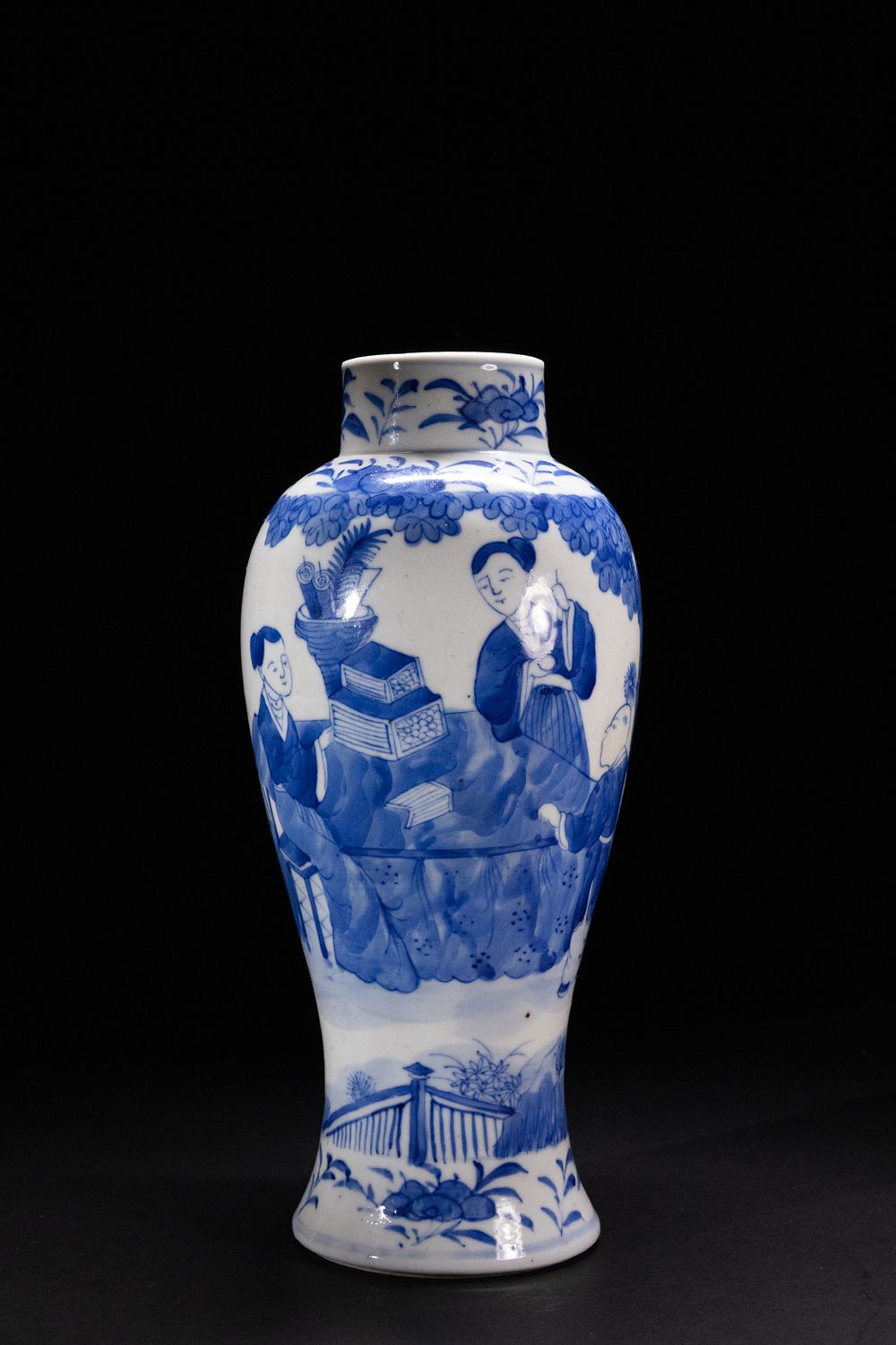 Lot 420: A Chinese Blue and White Porcelain Vase, Qing...