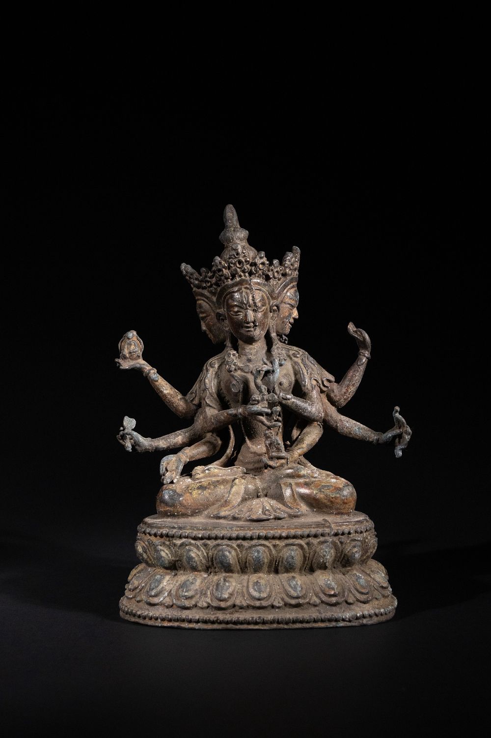 Lot 241: A Tibetan Bronze Figure of Ushnishavijaya (Namgyalma) -...