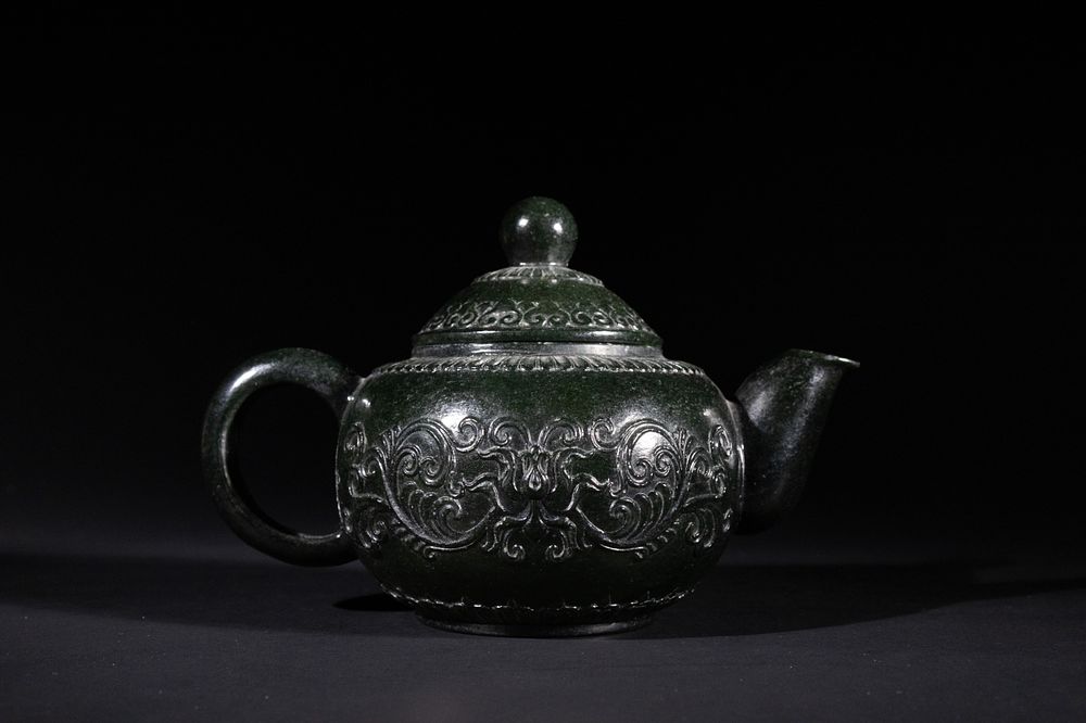 Lot 349: A Chinese Carved Hetian Green Jade Teapot -...