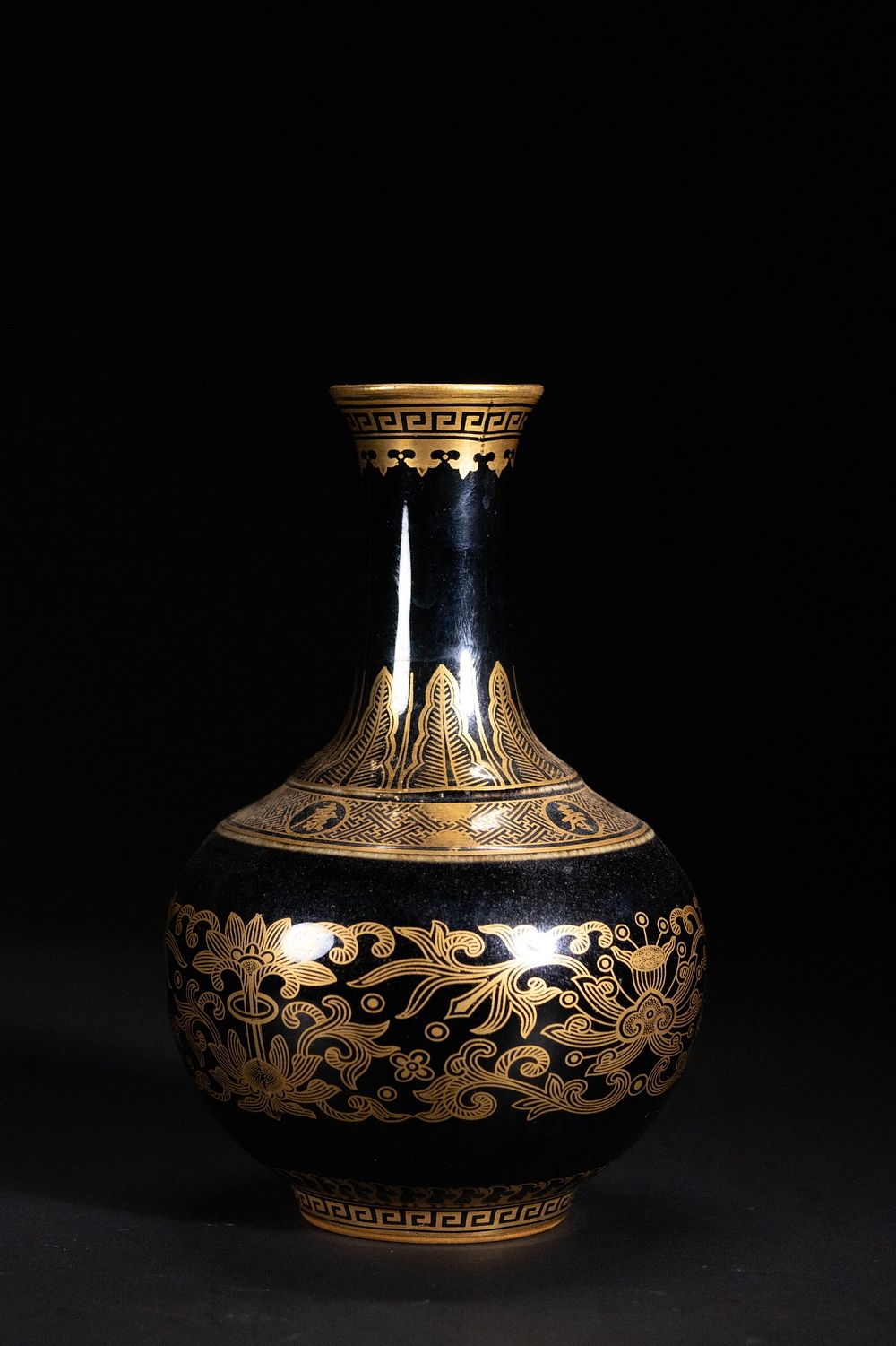 Lot 370: A Chinese Black-Ground Porcelain Vase with Gold Gilt...