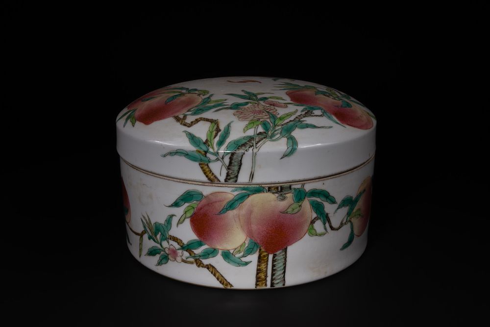 Lot 400: A Large Chinese Porcelain Lidded Box with Peach...