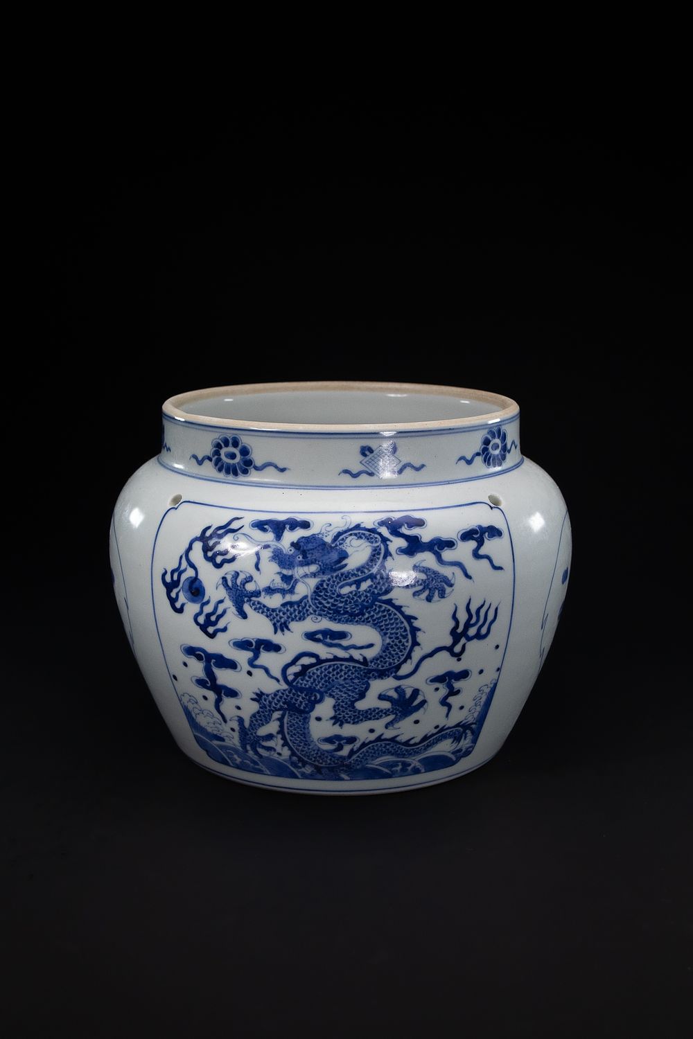Lot 439: A Chinese Blue and White Dragon Jar.
