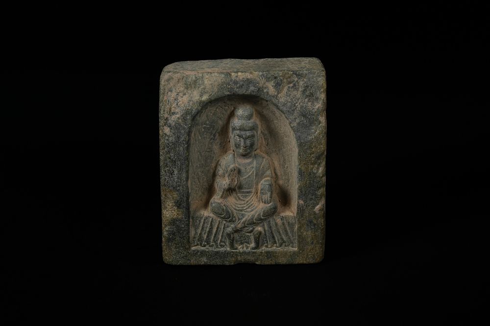 Lot 332: A Chinese Stone Buddhist Bodhisattva Stele, Tang Dynasty....