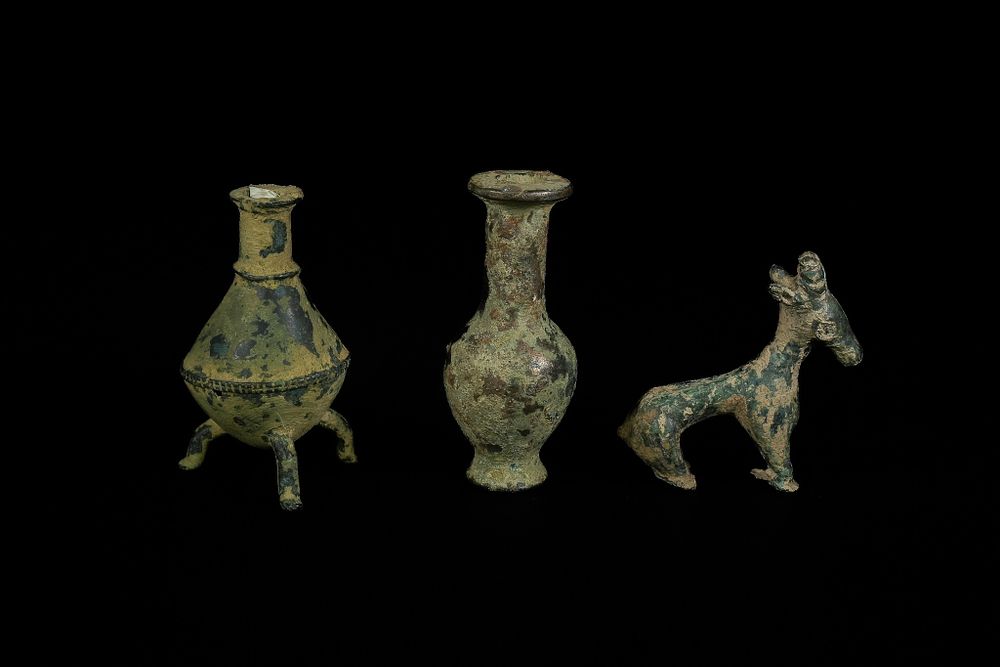 Lot 354: A Lot of Three Chinese Han Dynasty Bronze...