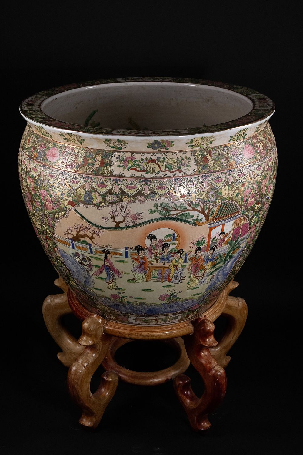 Lot 358: A Very Large Chinese Famille Rose Jardinière with...