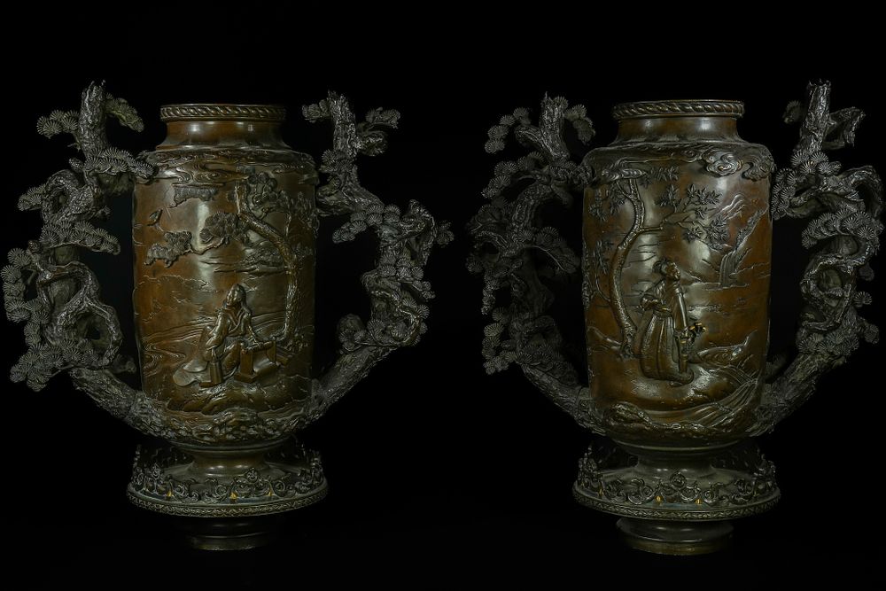 Lot 415: A Pair of Japanese Bronze Vases, Meiji Period,...
