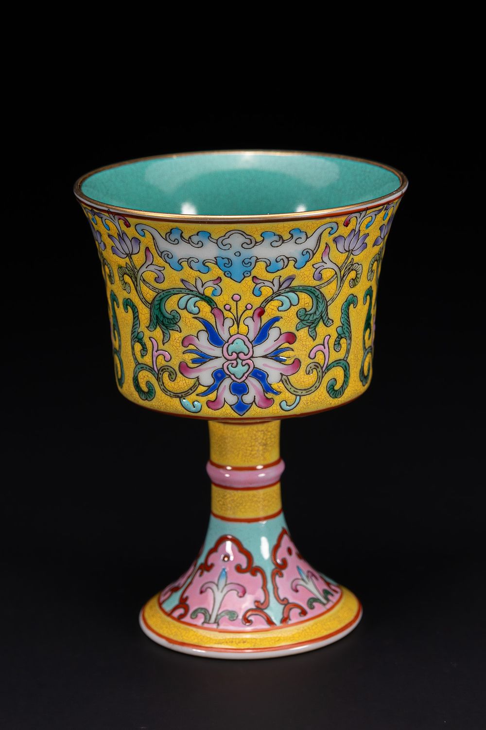 Lot 283: A Chinese Famille Jaune Porcelain Stem Cup with...
