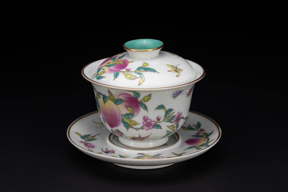 Lot 289: A Chinese Famille Rose ‘Peach and Butterfly’ Gaiwan...