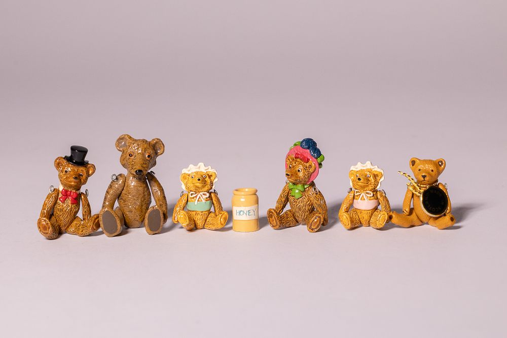Lot 329: A Collection of Hantel ‘Victorian Miniatures’ Hand-Painted Porcelain...