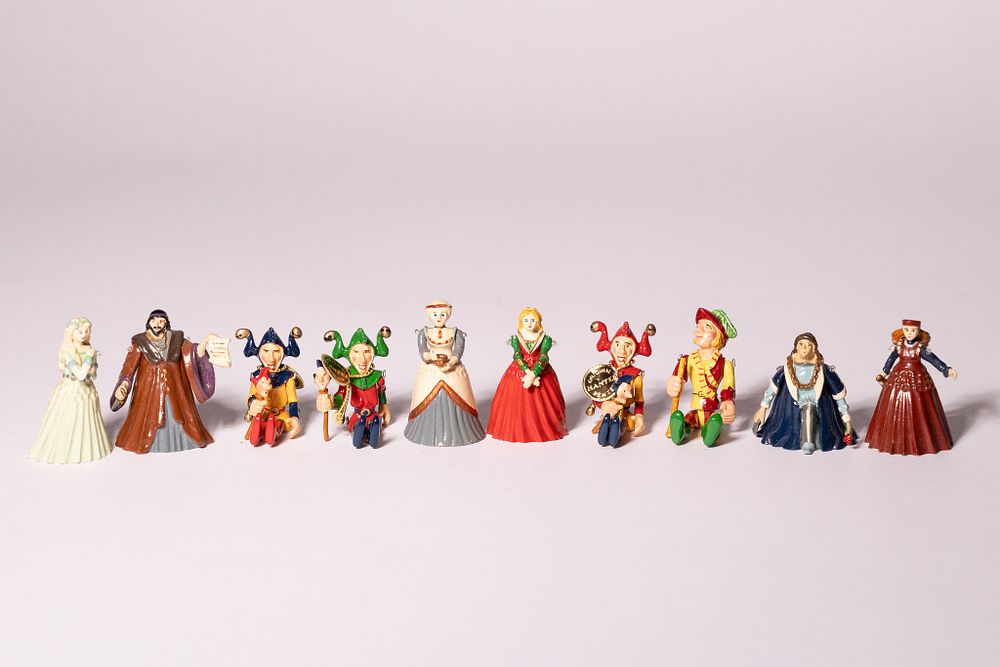 Lot 333: A Collection of Hantel ‘Victorian Miniatures’ Hand-Painted Porcelain...