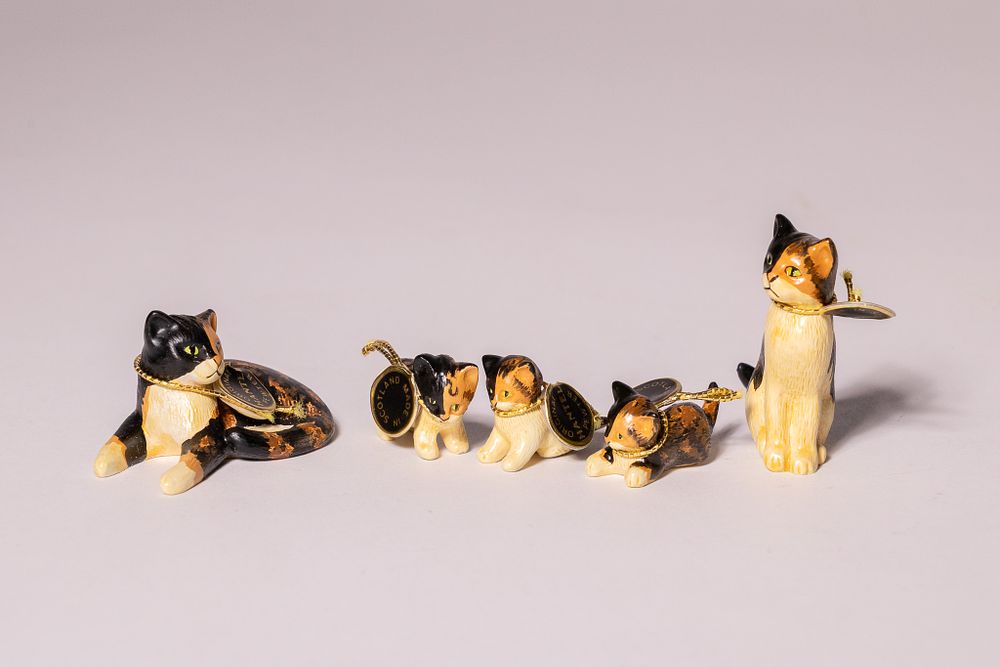Lot 334: A Collection of Hantel ‘Victorian Miniatures’ Hand-Painted Porcelain...