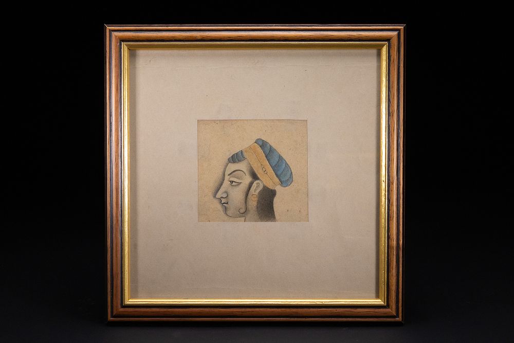 Lot 331: AN INDIAN MINIATURE PORTRAIT OF A NOBLEMAN, 19TH CENTURY.