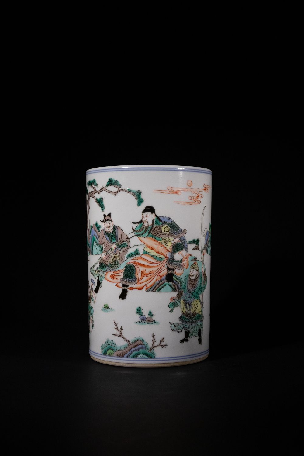 Lot 334: A CHINESE FAMILLE VERTE 'FIGURE STORY' BRUSH POT, KANGXI MARK.