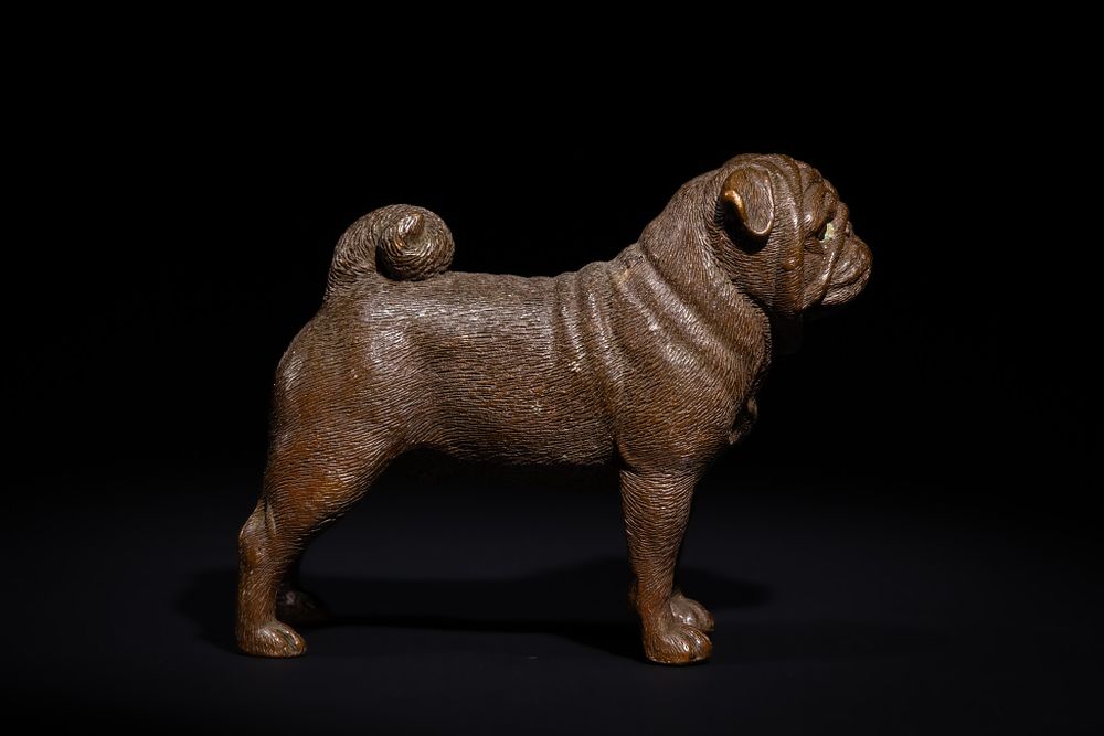 Lot 383: A JAPANESE BRONZE MODEL OF A PUG.