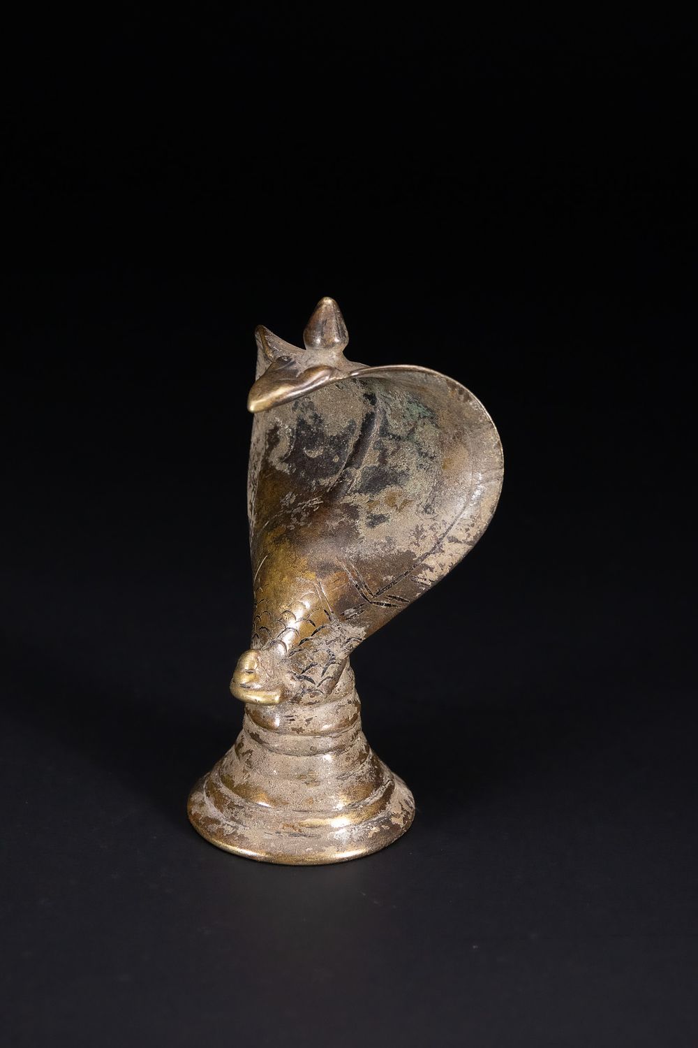 Lot 388: AN INDIAN NAGARAJA COBRA FIGURINE, 19TH/20TH CENTURY.
