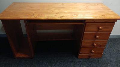 Varnished Pine Desk / Computer Work Station. Well designed furniture with a compartment for the 