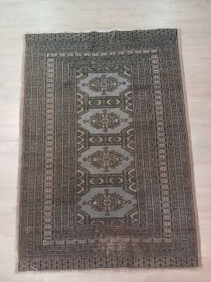 Lot 15 Vintage Karachi Bokhara Rug with Certificate (142cm x 98cm