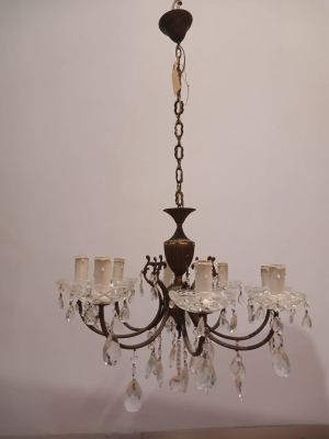 Exquisite 8 Branch Vintage Crystal Chandelier (60cm Diameter) - STC. A timeless piece that 