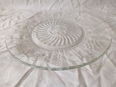 Littala Finland Flora Design Glass Serving Dish. The Littala Finland Flora Design Glass Serving 