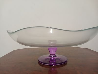 Footed Serving Plate by Pasabahce. NEW in the box. 30cm diameter