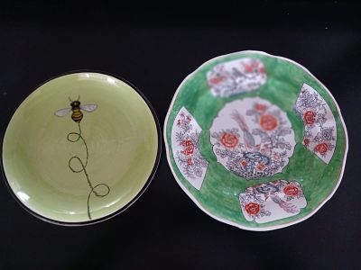 2 Decorative Plates. As per images