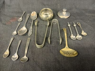 Collection of Silver Plated Cutlery. This collection is made up of 10 spoons of different uses 