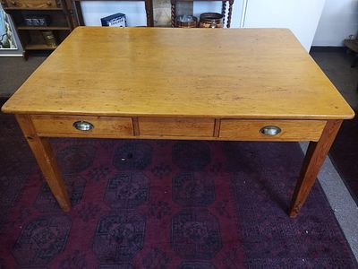 Vintage Oregon Pine Table with Draws. . Perfect for a Dining Table with Hidden Draws. This 