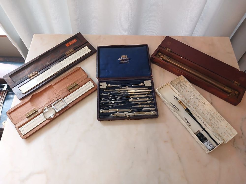 Vintage& Antique Architect and Drawing Equipment. A collection of vintage and antique 
