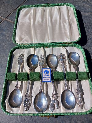 Antique Silver Teaspoons (6) by "Old Dutch Silver"- Stamped "Silver" (Polished & in Original 