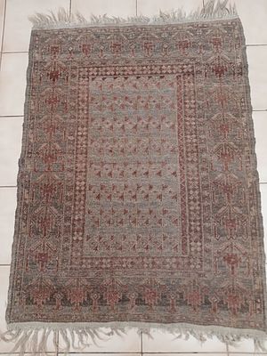 REDUCED - Distressed Antique Persian Rug, Faded, Measuring 95cm x 126cm - STC. . A fascinating 