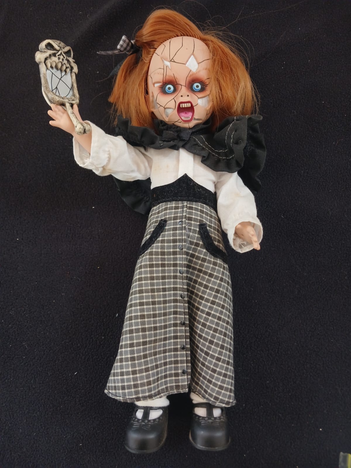 Lot 10 - Evangeline from the Living Dead Dolls by Mezco Toyz – LDD
