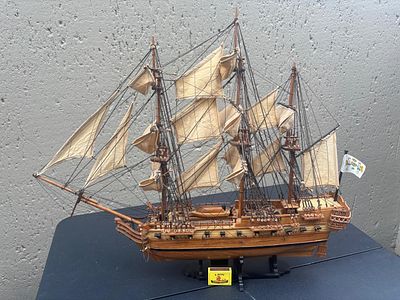 Handcrafted Wooden Saint Géran Model Ship – Vintage Replica with Cotton Sails & Metal Details. A 