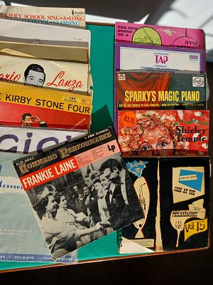 Collection of records. Untested and sold as per images