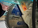 Makita LS1013L 260mm Slide Compound Mitre Saw with Aluminium TCT Blade, Minimal Use - Good תמונה - 5