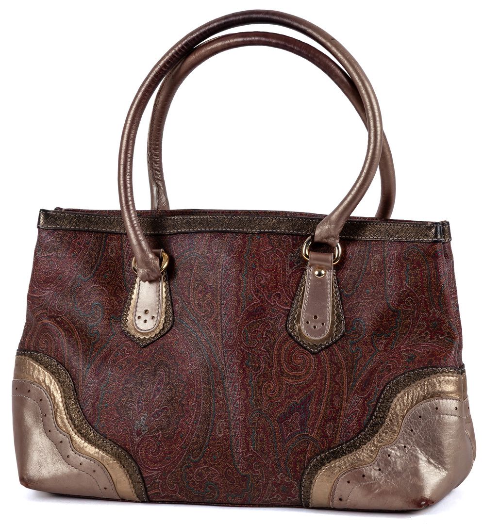 ETRO. A canvas and metallic leather bag with bohemian motifs 150 - 250 €