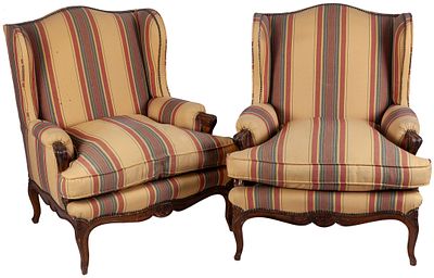 Pareja de butacas orejeras estilo Luis XV 98 x 76 x 75 cm 200 - 300 €