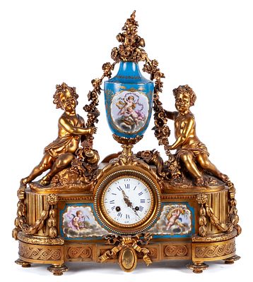 Reloj franc&eacute;s de bronce y porcelana de S&egrave;vres, Napole&oacute;n III, S.XIX. A French Napoleon III 
