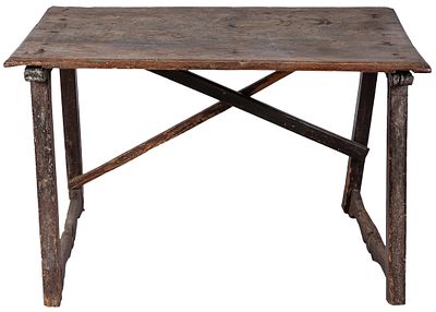 A 17th Century Spanish San Antonio-leg walnut sideboard. Originally folding. 66 x 66 x 103 cm 
