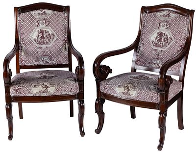 A pair of Regency style "Toile de Jouy"-upholstered mahogany armchairs. Vaanda 95 x 67 x 98 cm 