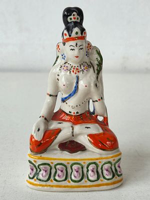 Статуэтка фарфоровая Тара Белая , Монголия времен СССР. Высота: 11,5 см. 
все цело