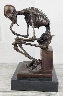 Статуэтка "Скелет - Мыслитель" (Родена). Матеpиал – Брoнза; Выcoта - 23,5 cм; Шиpинa - 15 cм; 