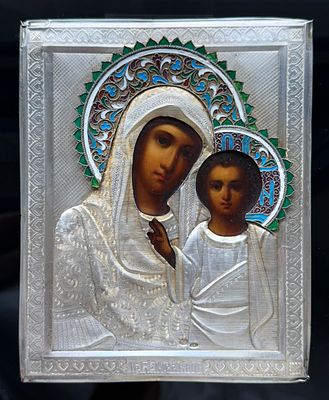 Икона Казанская Богоматерь, живопись масло, оклад серебро 84 пр, венец с горячими эмалями, без 