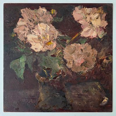 В. Коняхин "Пионы" пластик, масло, 1980-е годы. Размер: 30 х 30 см. 
Коняхин Виталий Иванович 