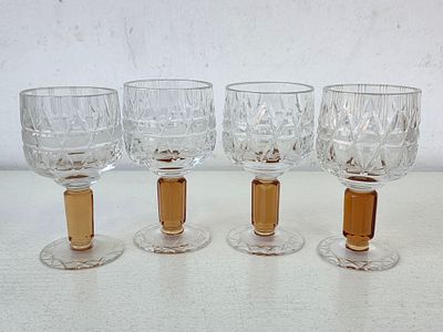 Олимпийские бокалы (Рюмки) хрусталь Олимпиада 80. Высота: 11 см. Диаметр: 6 см. 
ЦЕЛЫЕ