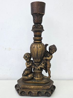 Лампа настольная из СССР. Высота: 37 см. 
нет провода, цоколь от старости разрушился