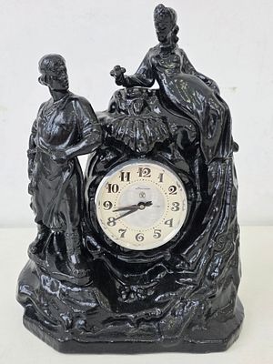 Часы "Молния" в чугунном подчаснике Хозяйка медной Горы, Данила Мастер, отличное состояние. Высот 