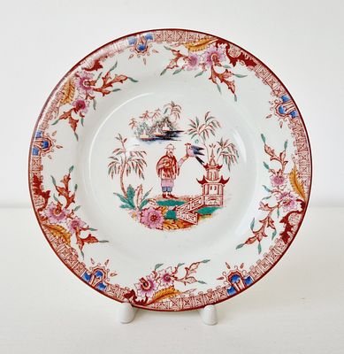 Тарелка в стиле шинуазри, Братья Корниловы, 1860-е года. диаметр 19 см 
без сколов, трещин и 