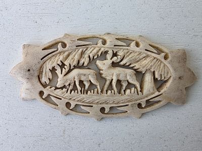 Маленькое панно (Накладка) кость, СССР. Размер: 6,5 х 3 см.